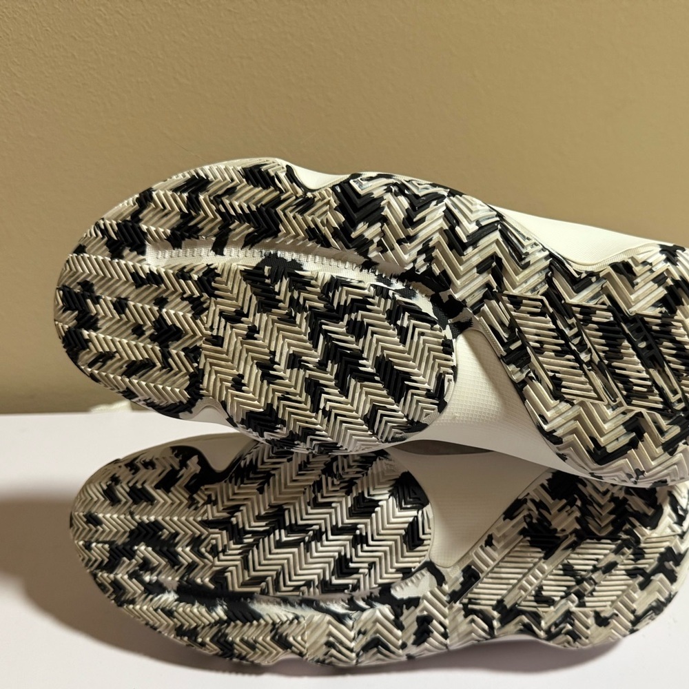 Adidas Harden Youth Adidas Harden B/E 3 High Performance Basketball Shoes G26150 - Picture 5 of 6